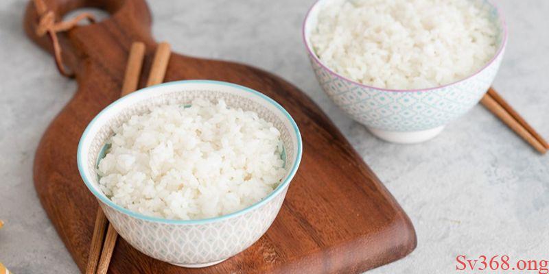 mơ thấy ăn cơm Ngủ thấy đang ăn cơm với thịt bò